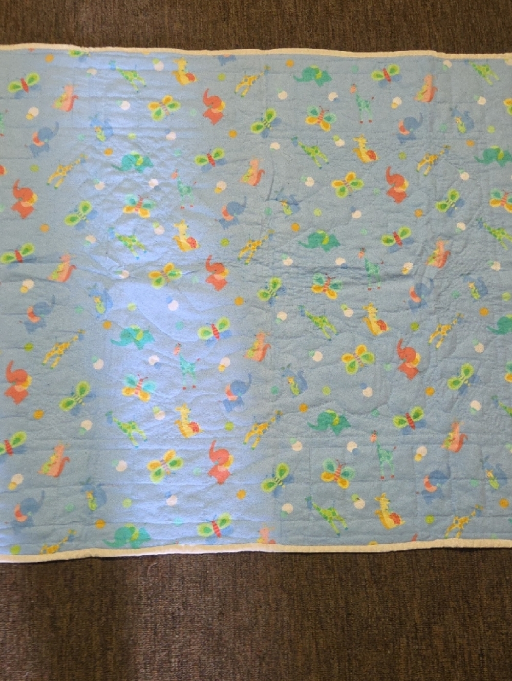 Teddy Bear Patchwork Baby Quilt - Blue & Cream 41x33 - Picture 7 of 8